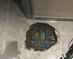 香格里拉阳台漏水维修公司分享下暖气管道漏水的原因有哪些